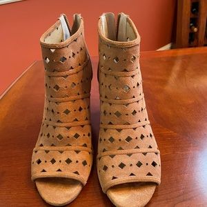 NEW Michael Kors Brown Suede Booties